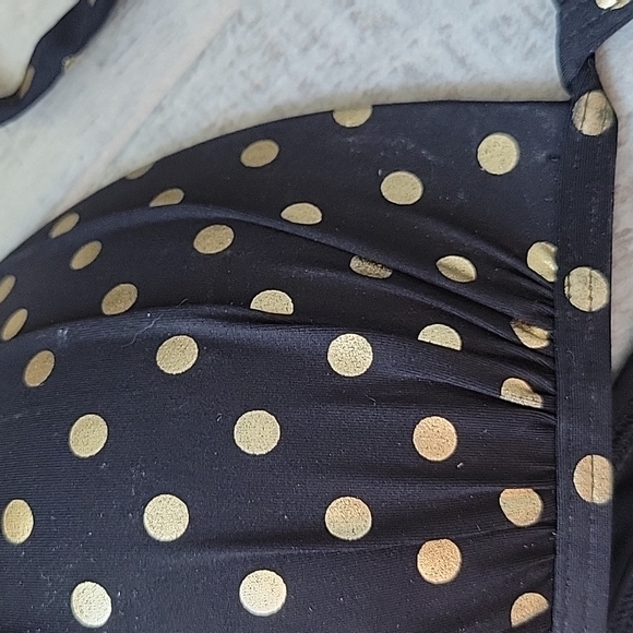 Victoria's Secret Sexy bikini - Picture 3 of 14